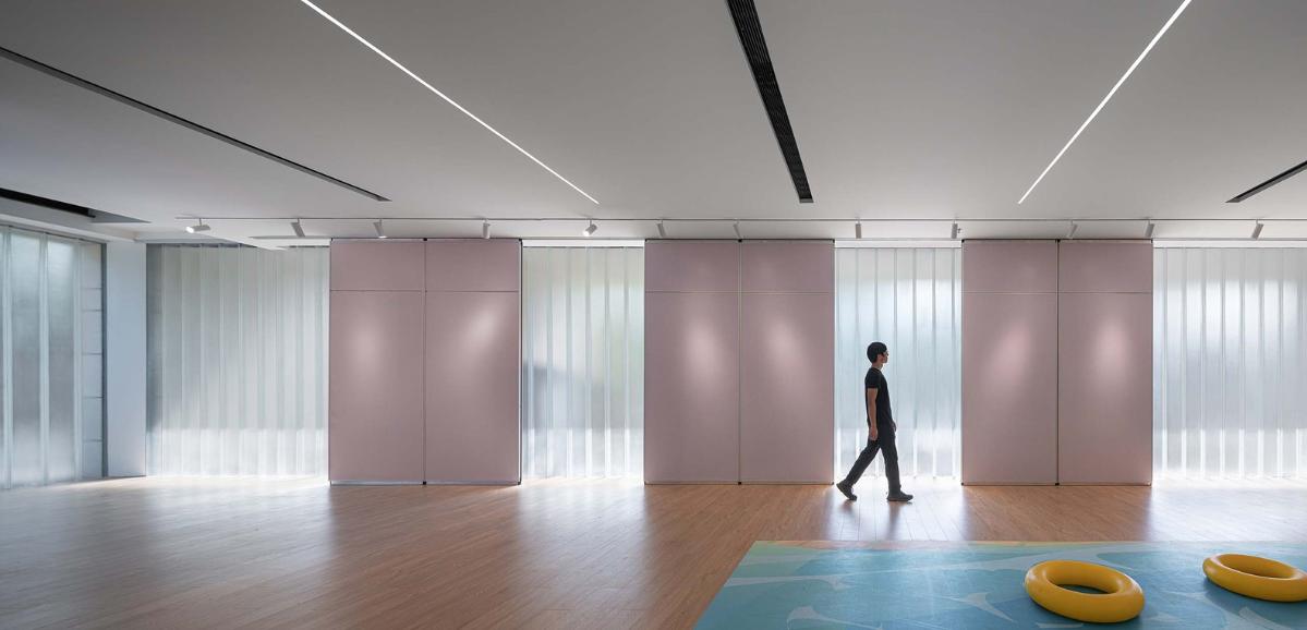 19_%E9%80%8F%E8%BF%87U%E7%8E%BB%E5%BC%95%E5%85%A5%E6%BC%AB%E5%8F%8D%E5%B0%84%E5%85%89%E7%9A%84%E5%B1%95%E5%8E%85%E7%A9%BA%E9%97%B4%E4%B8%A8Exhibition_Space_with_Diffuse_Light_Introduced_through_U-Glass%C2%A9%E5%90%B4%E6%B8%85%E5%B1%B1.jpg 19_%E9%80%8F%E8%BF%87U%E7%8E%BB%E5%BC%95%E5%85%A5%E6%BC%AB%E5%8F%8D%E5%B0%84%E5%85%89%E7%9A%84%E5%B1%95%E5%8E%85%E7%A9%BA%E9%97%B4%E4%B8%A8Exhibition_Space_with_Diffuse_Light_Introduced_through_U-Glass%C2%A9%E5%90%B4%E6%B8%85%E5%B1%B1.jpg