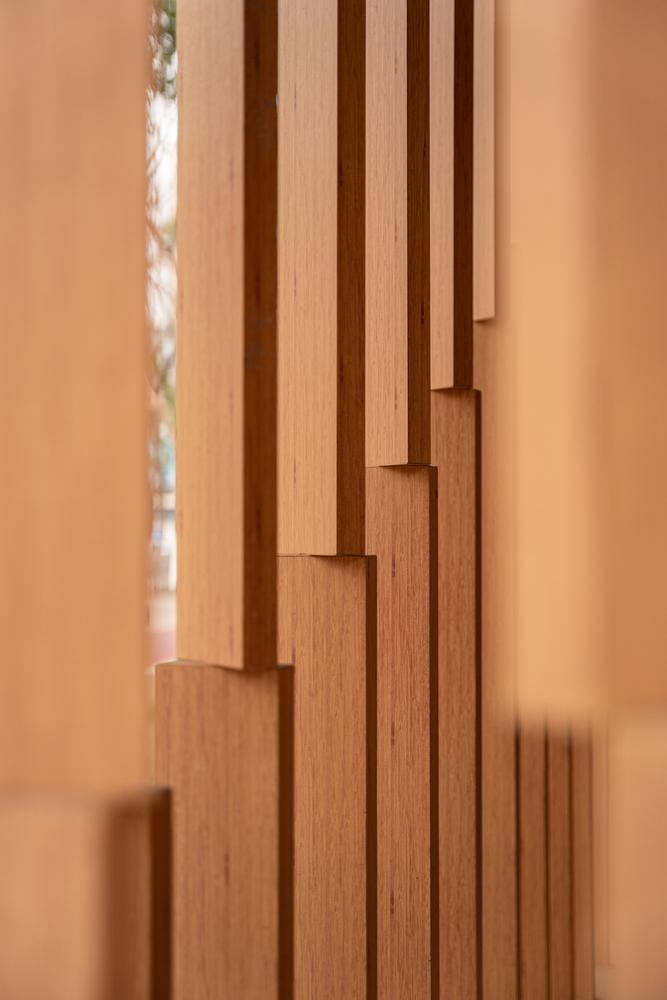 %E6%B8%90%E5%8F%98%E7%AB%96%E5%90%91%E6%A0%BC%E6%A0%85%E4%B8%80_%C2%A9_%E4%BB%BB%E5%A4%A9.jpg %E6%B8%90%E5%8F%98%E7%AB%96%E5%90%91%E6%A0%BC%E6%A0%85%E4%B8%80_%C2%A9_%E4%BB%BB%E5%A4%A9.jpg