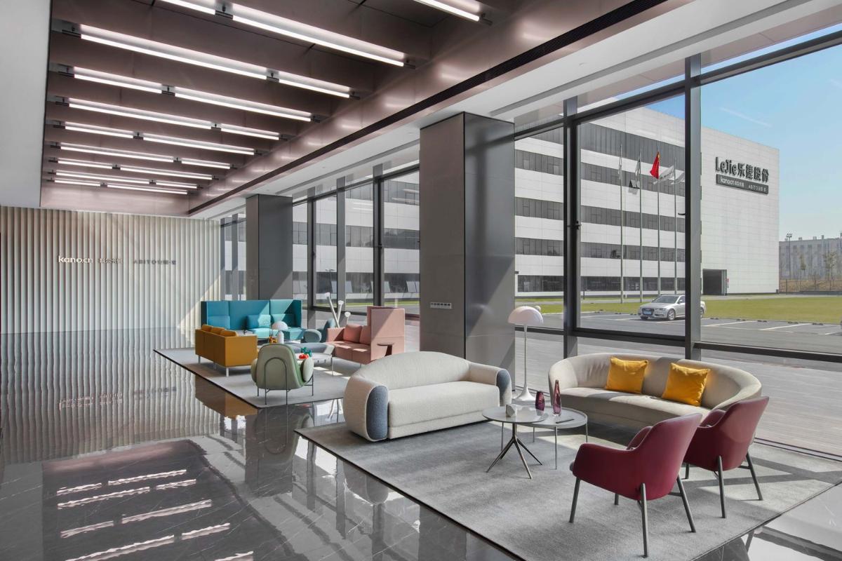 8_一層大堂公共區域Public_area_on_the_first_floor_lobby?Sam.jpg 8_一層大堂公共區域Public_area_on_the_first_floor_lobby?Sam.jpg